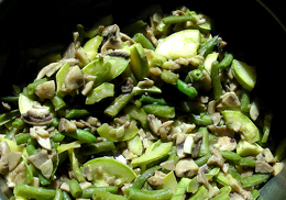 Тушеные овощи с грибами